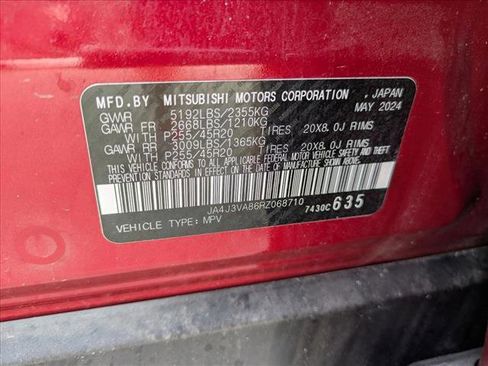 Used 2024 Mitsubishi Outlander SE image 28