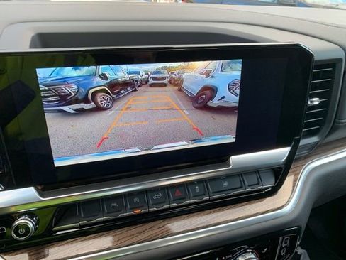 New 2026 GMC Sierra 1500 Elevation image 23