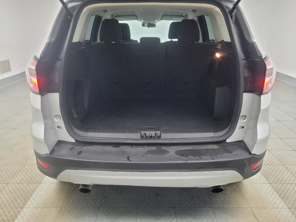 Used 2017 Ford Escape SE FWD image 29