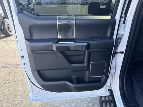 Used 2018 Ford F150 Raptor w/ Equipment Group 802A Luxury image 14