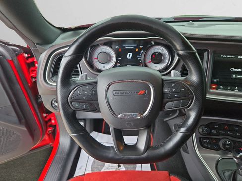 Used 2022 Dodge Challenger R/T Scat Pack RWD image 12