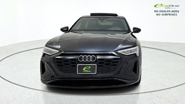 Used 2024 Audi Q8 e-tron Premium Plus w/ Premium Plus Package AWD/4WD image 2