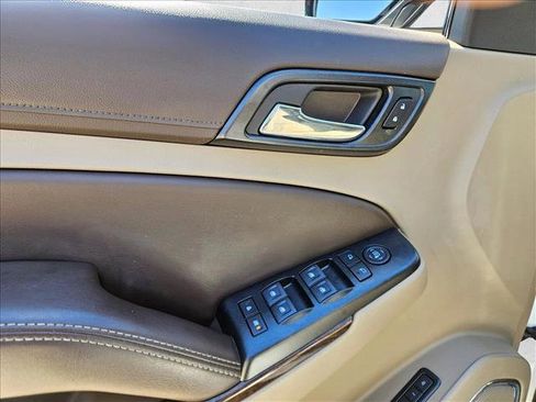 Used 2019 Chevrolet Tahoe LT image 9