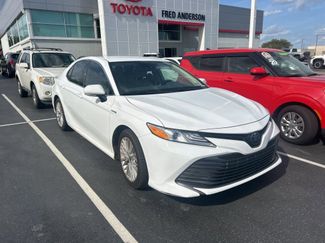 Used 2020 Toyota Camry XLE video 1