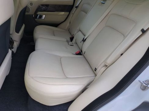 Used 2018 Land Rover Range Rover HSE AWD/4WD image 15