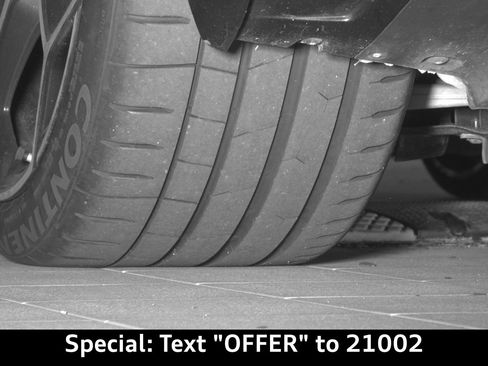 Used 2020 Lamborghini Huracan EVO image 25