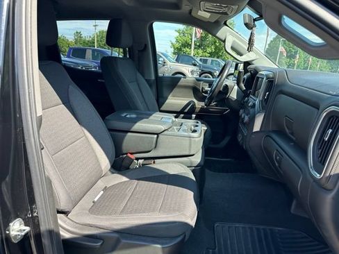 Used 2021 Chevrolet Silverado 1500 LT AWD/4WD image 29