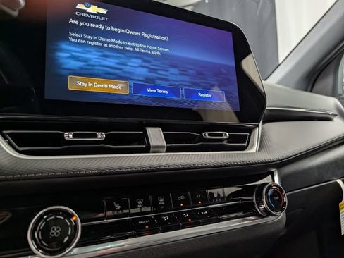 New 2027 Chevrolet Equinox LT FWD image 21