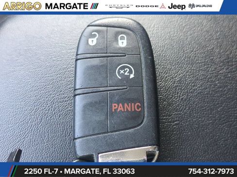 Used 2018 Jeep Compass Latitude w/ Popular Equipment Group FWD image 32