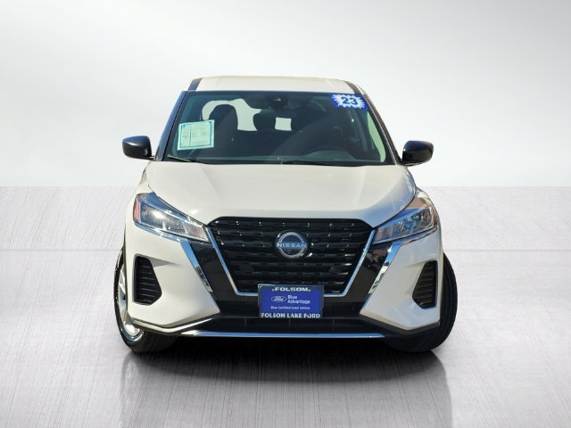 Used 2023 Nissan Kicks S FWD image 2