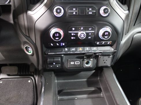 Used 2021 GMC Sierra 1500 AT4 AWD/4WD image 33