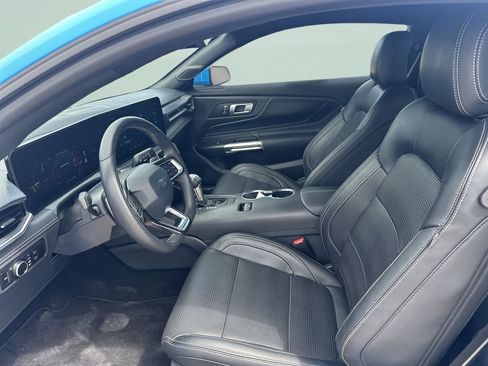 Used 2025 Ford Mustang GT Premium RWD image 10