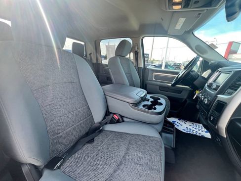 Used 2017 RAM 1500 Big Horn AWD/4WD image 40