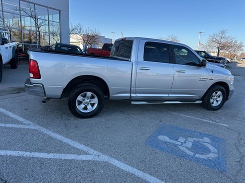 Used 2017 RAM 1500 Classic SLT image 33