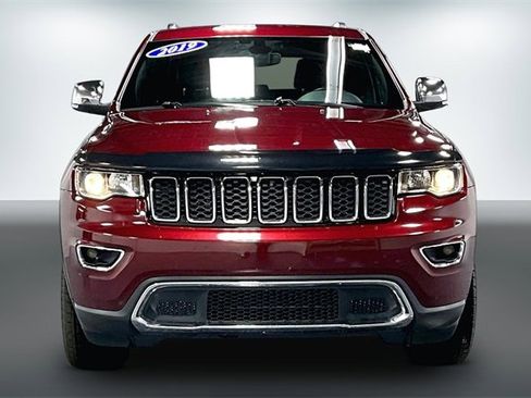 Used 2019 Jeep Grand Cherokee Limited image 2