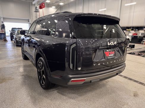 New 2027 Kia Telluride S image 7