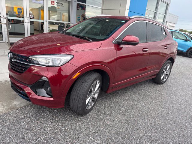 Used 2023 Buick Encore GX Select w/ Sport Touring Package FWD image 3