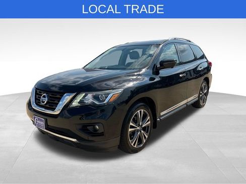 Used 2017 Nissan Pathfinder Platinum AWD/4WD image 1