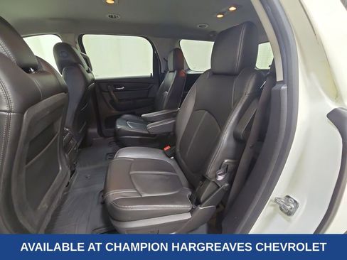 Used 2015 GMC Acadia SLT image 34