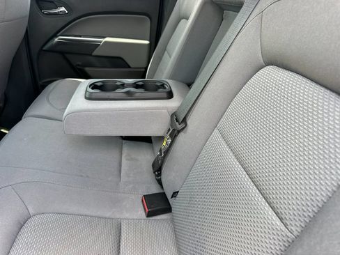 Used 2017 Chevrolet Colorado LT w/ LT Convenience Package RWD image 40