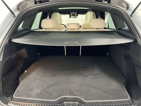 Used 2025 Mercedes-Benz GLC 350e GLC 350e image 25