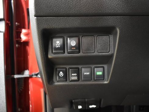 Certified 2021 Nissan Rogue Sport SV image 14