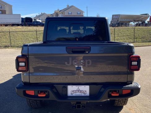New 2026 Jeep Gladiator Mojave AWD/4WD image 40