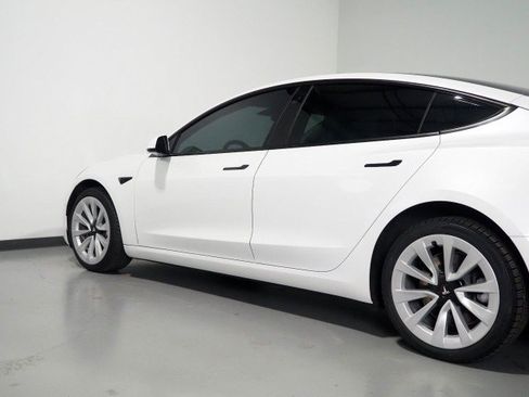 Used 2022 Tesla Model 3 Long Range AWD/4WD image 43
