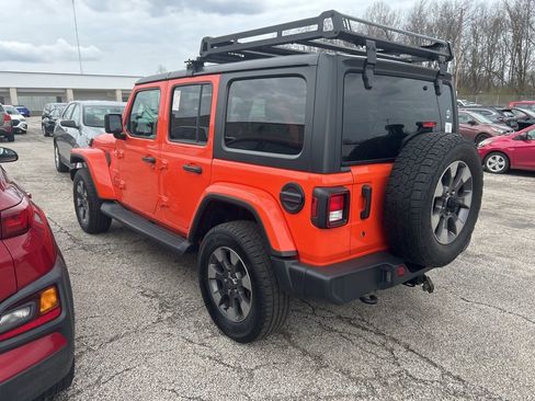 Used 2018 Jeep Wrangler Unlimited Sahara image 4