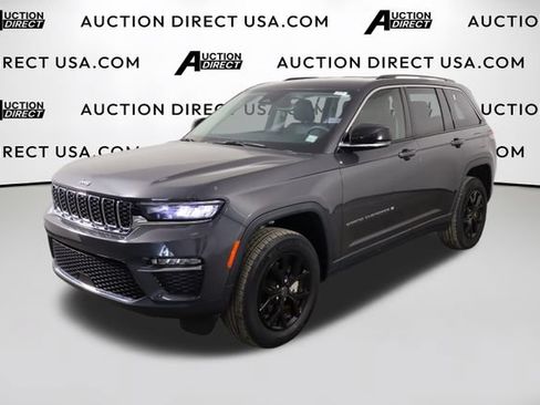 Used 2023 Jeep Grand Cherokee Limited RWD image 1