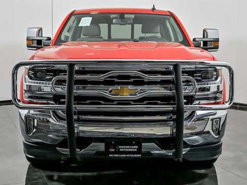 Used 2017 Chevrolet Silverado 1500 LTZ w/ Max Trailering Package image 4