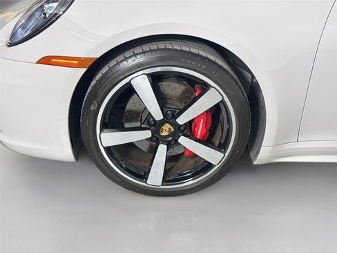 Certified 2023 Porsche 911 Carrera S RWD image 11