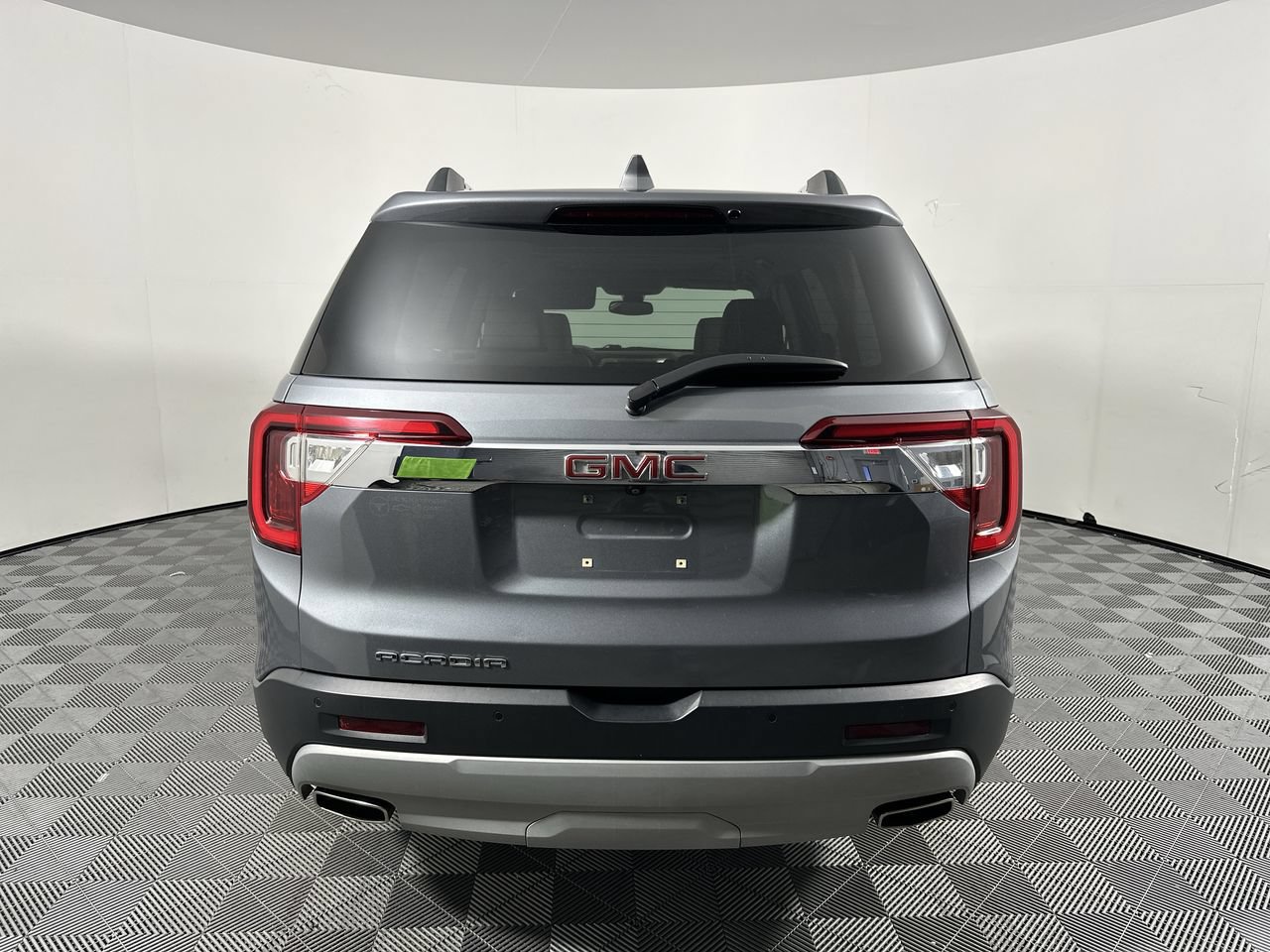 Used 2020 GMC Acadia SLT w/ Driver Alert Package II FWD image 20