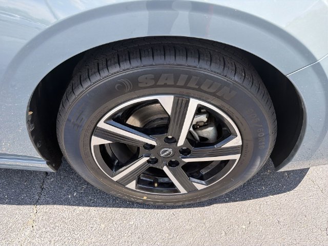 Used 2024 Nissan Sentra SV FWD image 15