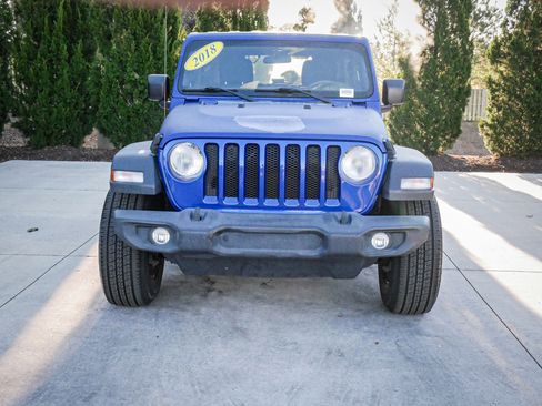 Used 2018 Jeep Wrangler Unlimited Sport image 3