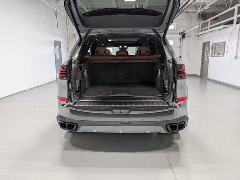 Used 2024 BMW X5 M60i AWD/4WD image 41