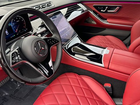 New 2026 Mercedes-Benz S 580 4MATIC Sedan image 10