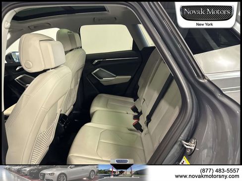 Used 2022 Audi Q3 2.0T Premium image 11