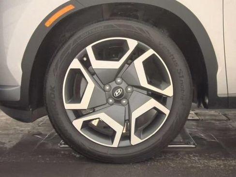 Used 2025 Hyundai Palisade SEL FWD image 9