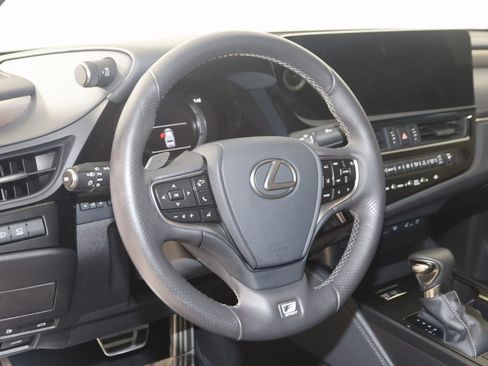 Used 2024 Lexus ES 300h F Sport w/ Accessory Package (Z2) image 6