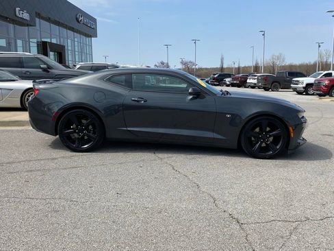 Used 2018 Chevrolet Camaro LT w/ RS Package image 9