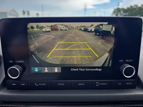 Used 2023 Honda Civic Sport image 18