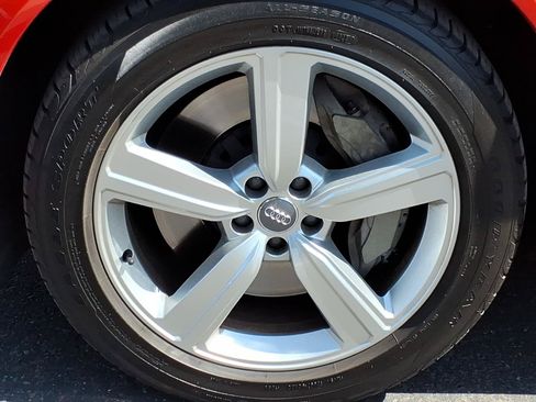 Used 2019 Audi e-tron Prestige AWD/4WD image 9