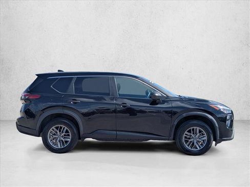 Used 2024 Nissan Rogue S AWD/4WD image 4