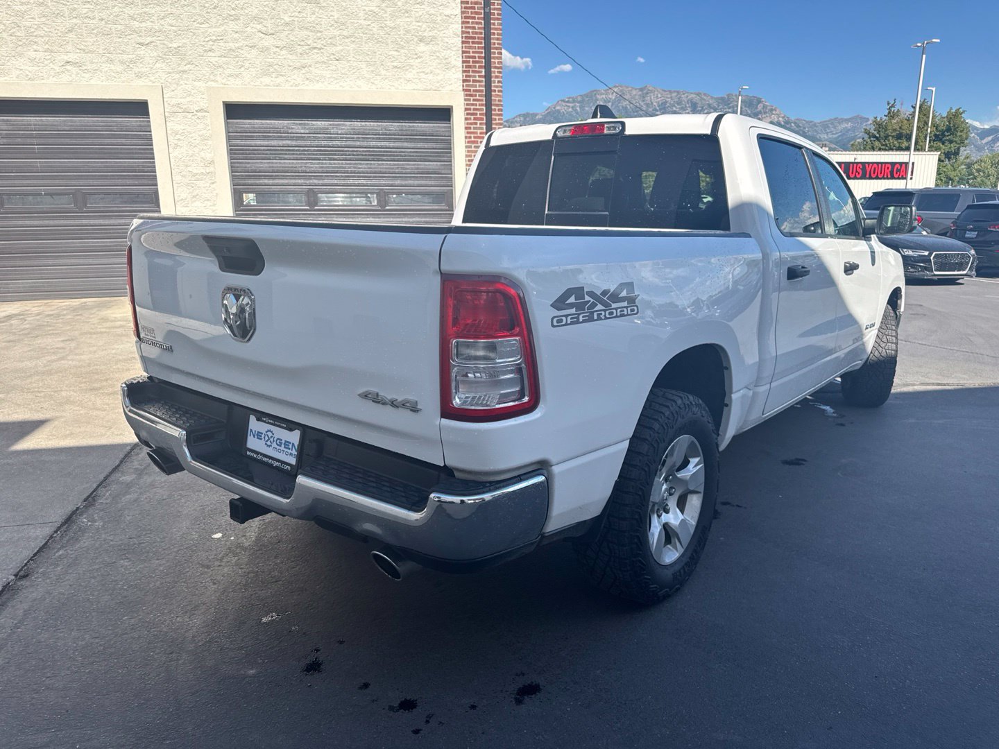 Used 2023 RAM 1500 Big Horn AWD/4WD image 8