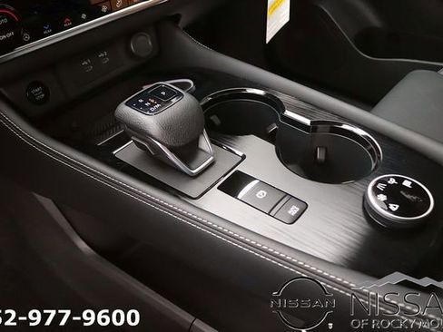 New 2026 Nissan Rogue Platinum AWD/4WD image 20
