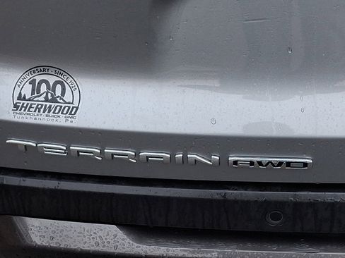 Used 2025 GMC Terrain Elevation image 30