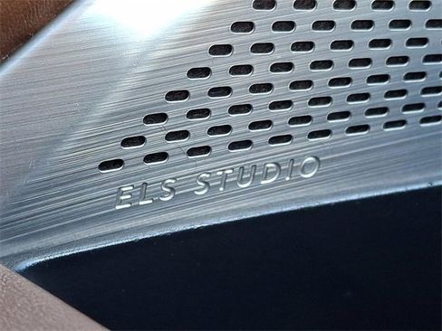 Used 2024 Acura MDX SH-AWD w/ Technology Package image 28