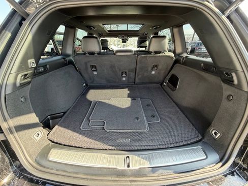 Certified 2025 Jeep Grand Cherokee Summit w/ Adv Protech Group IV image 34