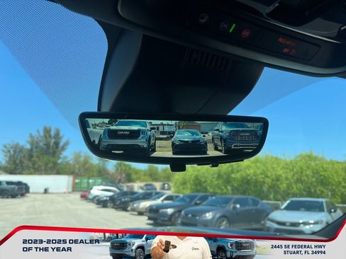 New 2026 GMC Yukon XL AT4 image 34